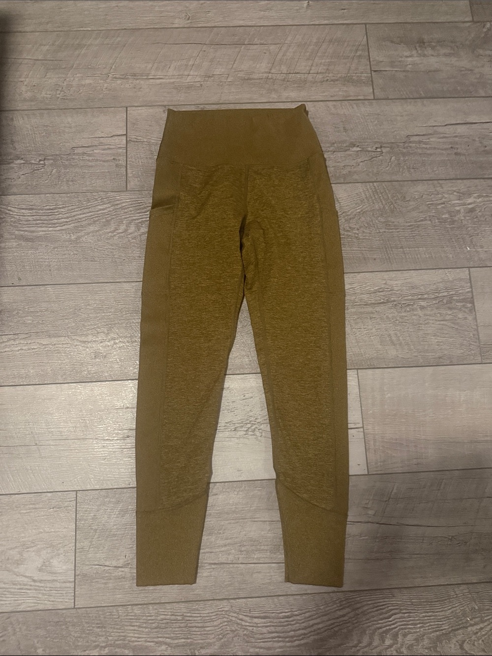 aerie Offline The Hugger Leggings